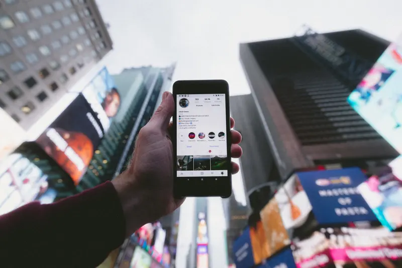 Comment créer une stratégie vidéo social média